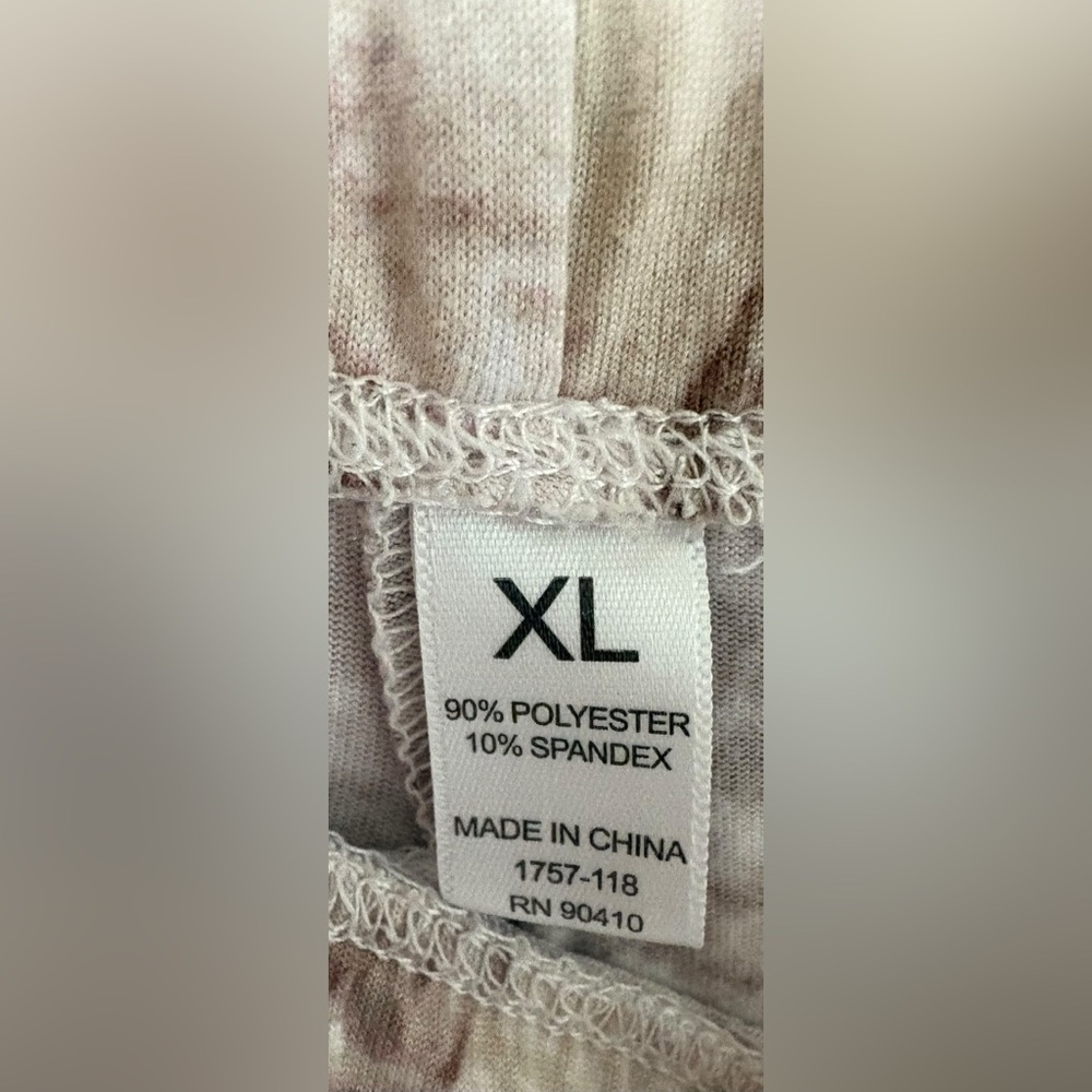 Nicole Miller Pajama Set Size XL - Picture 8 of 8